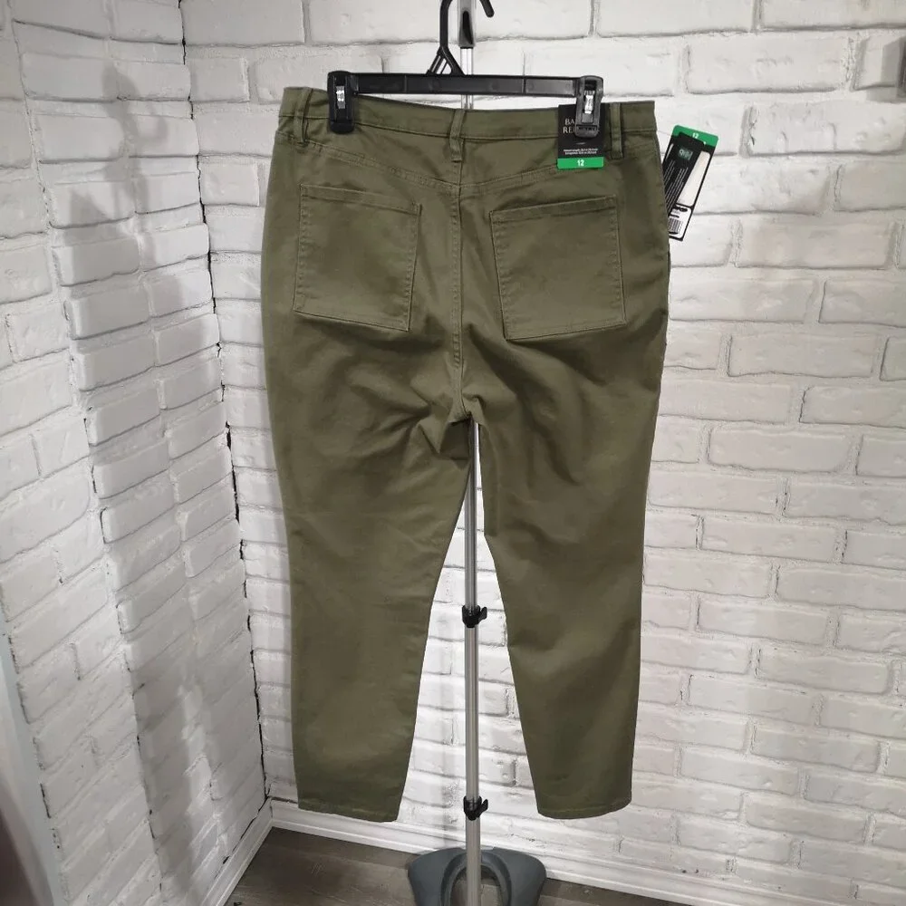 NWT Banana Republic Lades Size 12 Army Green Zipper & Button Closure Chino Pants - Picture 2 of 15